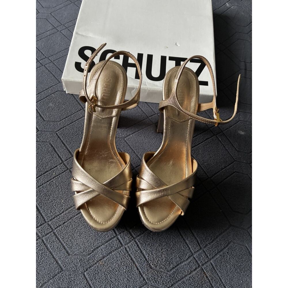 Schultz Keefa High Gold Metallic Heel Size 8 - Picture 2 of 10